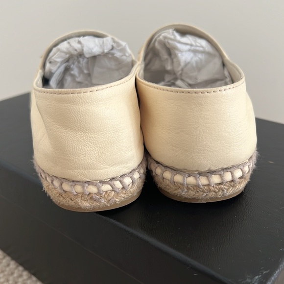 ***SOLD***Chanel lamb skin espadrilles - Picture 5 of 7